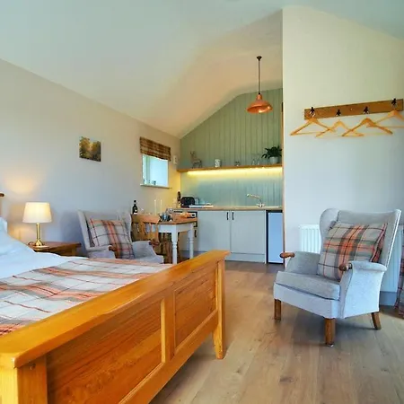 بيت للعطل 1 Bed In Pockley Oc-Y117 *