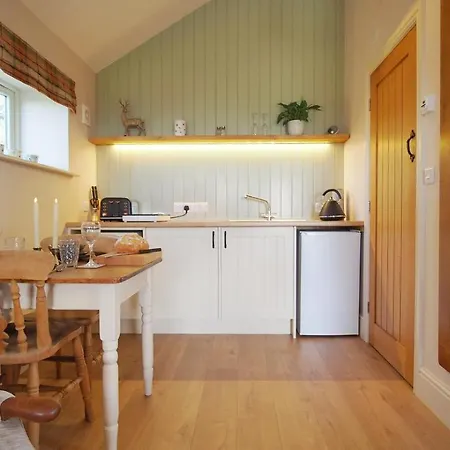 بيت للعطل 1 Bed In Pockley Oc-y117 *